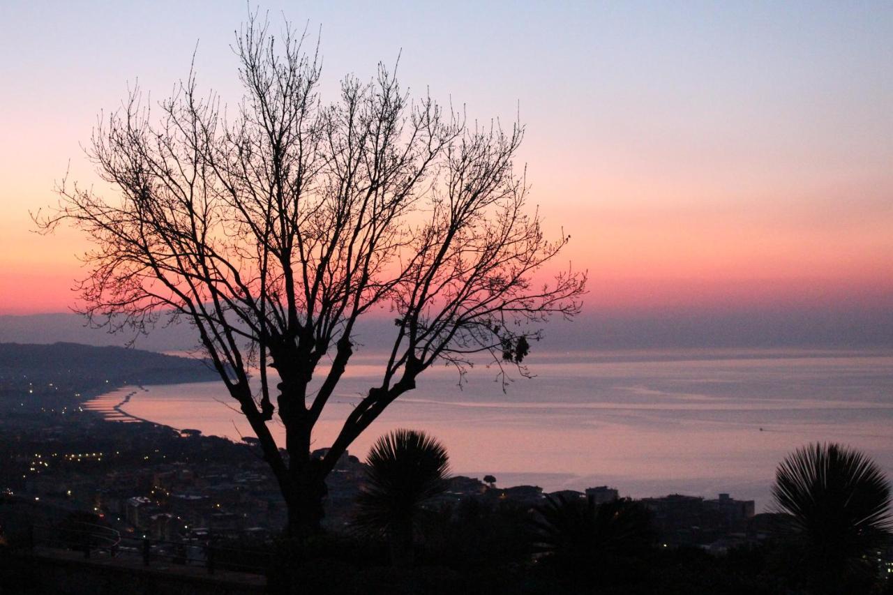 Villa Treglia B&B Formia Luaran gambar